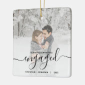 Eerste kerstcadeautje Aangepaste foto Zwart script Keramisch Ornament (Links)