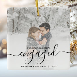 Eerste kerstcadeautje Aangepaste foto Zwart script Keramisch Ornament