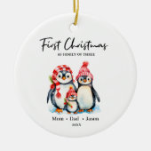 Eerste kerstdag als familie van drie pinguïns keramisch ornament (Voorkant)