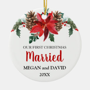 Eerste Kerstdag met rode winterbloemen Keramisch Ornament