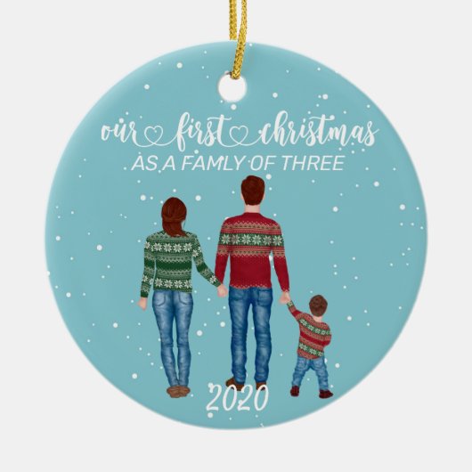 Eerste kerstfamilie van drie Brown Hair Boy Keramisch Ornament (Voorkant)