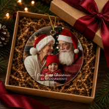 Eerste kerstfeest als grootouders foto-ornament