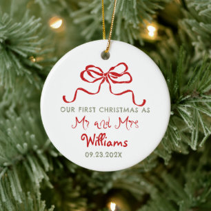 Eerste kerstfeest als meneer en mevrouw aangepaste keramisch ornament