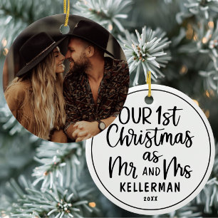 Eerste kerstfeest als meneer en mevrouw aangepaste keramisch ornament
