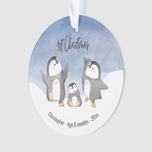 Eerste kerstfeest Baby Penguin Monogrammed Ornament (voorkant)