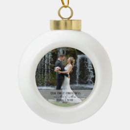 Eerste Kerstfeest Gehuwd als Mr. & Mrs. Keramische Bal Ornament