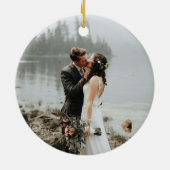 Eerste Kerstfeest Gehuwd met Birch Eucalyptus Foto Keramisch Ornament (Achterkant)