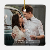 Eerste kerstfeest Gehuwd met kleurrijke kerstlicht Keramisch Ornament (Achterkant)