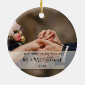 Eerste Kerstfeest Gehuwd met Mr & Mrs. 2 Foto Keramisch Ornament (Achterkant)