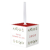 Eerste Kerstfeest Holly Red Green Vine Holiday Ornament (Achter hoekig)