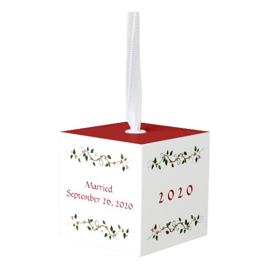 Eerste Kerstfeest Holly Red Green Vine Holiday Ornament (Achter hoekig)