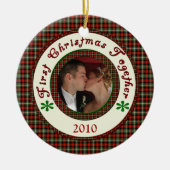 Eerste kerstfeest met aangepaste feestdag Datum Keramisch Ornament (Voorkant)