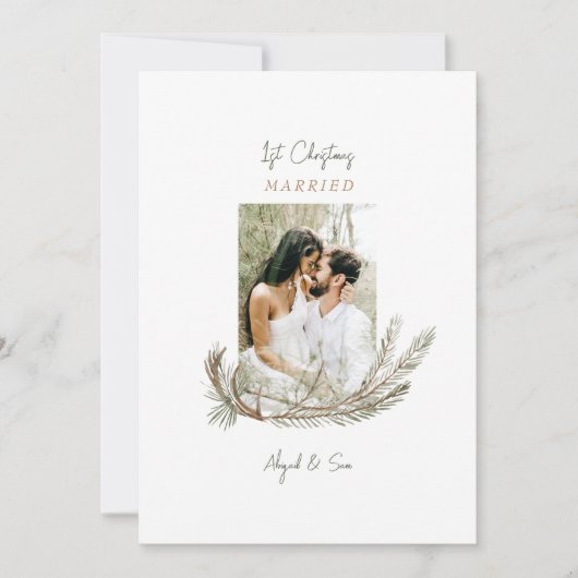 Eerste Kerstfeest met twee foto's Pine & Antlers H Feestdagenkaart (Voorkant)