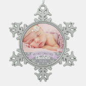 Eerste Kerstfeest Paarse baby-meisje Foto Tin Sneeuwvlok Ornament (Voorkant)