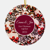 Eerste kerstfeest samen winterbessen keramisch ornament (Voorkant)