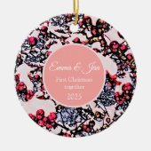 Eerste kerstfeest samen winterbessen keramisch ornament (Voorkant)