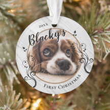 Eerste Kerstfeest van de Puppy Houten Loof Hond Na