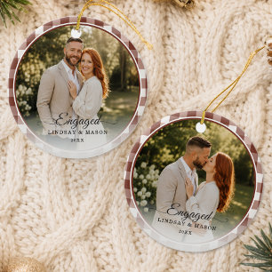 Eerste kerstfeest Verliefd 2 Foto Bruine Gingham Keramisch Ornament