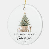 Eerste kerstfeest Verloving Waterverf Kerstboom Keramisch Ornament (Links)