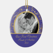 Eerste kerstfoto: Gold Floral Paars Keramisch Ornament (Rechts)