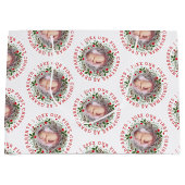 Eerste kerstfoto grootouders met foto groot cadeauzakje (Voorkant)