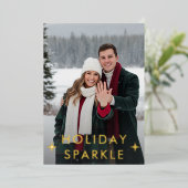 Eerste kerstfoto na de verloving in het rood folie feestdagenkaart (Staand Voorkant)