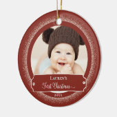 Eerste kerstfoto Rustic Red Cute Baby Foto Keramisch Ornament (Links)