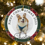 Eerste Kerstfoto van Christmas Plaid Pet Keramisch Ornament<br><div class="desc">Het eerste ornament van de Kerstmisfoto van het naar maat ontworpen huisdier met de foto en de naam van het douanehuisdier op feestelijke Kerstmisplaid achtergrond.</div>