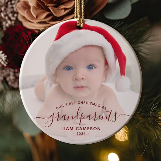 Eerste kerstfoto van grootouders in rode script keramisch ornament