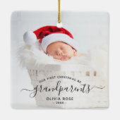 Eerste kerstfoto van grootouders met zwarte tekst keramisch ornament (Achterkant)