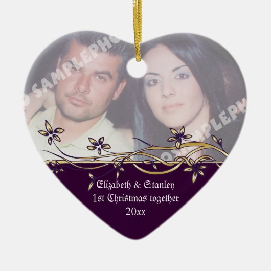 Eerste kerstfoto van Wedding Couple Keramisch Ornament (Voorkant)