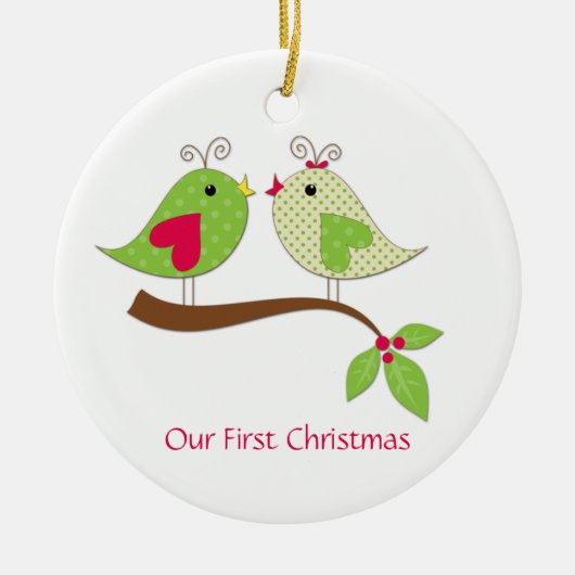 Eerste Kerstgroene poka Dot LoveBirds op Holly Keramisch Ornament (Voorkant)