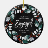 Eerste Kerstkerst Gepersonaliseerd Holly Greenery Keramisch Ornament (Achterkant)
