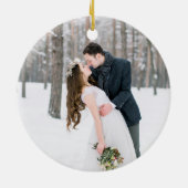 Eerste Kerstmis 2 foto's pasgetrouwden elegante br Keramisch Ornament (Achterkant)