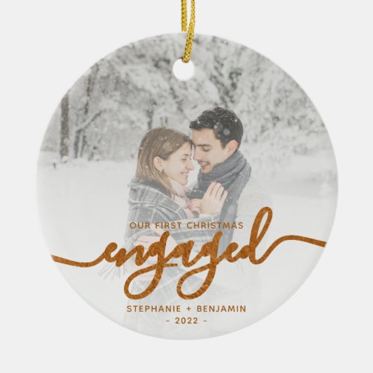 Eerste Kerstmis Aangepast foto-koperscript Keramisch Ornament (Voorkant)