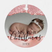 Eerste Kerstmis Aangepaste Baby Foto & Roze Glitte Metalen Ornament (Voorkant)