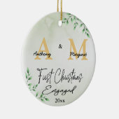 Eerste Kerstmis Aangepaste monogram Naam Foto Keramisch Ornament (Rechts)