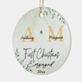 Eerste Kerstmis Aangepaste monogram Naam Foto Keramisch Ornament (Links)