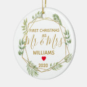 eerste Kerstmis als de heer en mevrouw trouwfoto Keramisch Ornament (Links)