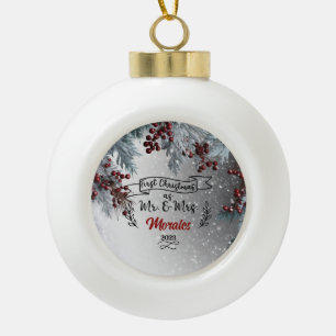 Eerste Kerstmis als de heer & mevrouw. Keramische Bal Ornament