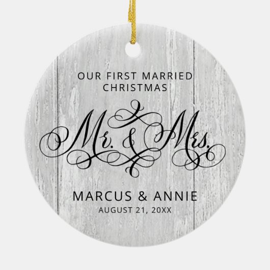 Eerste Kerstmis als de heer & mevrouw Rustic Grey Keramisch Ornament (Achterkant)