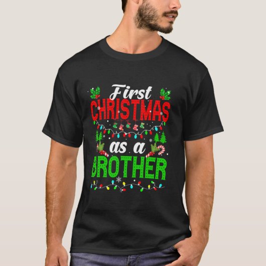 Eerste Kerstmis als een broertje familie Xmas Ligh T-shirt (Voorkant)
