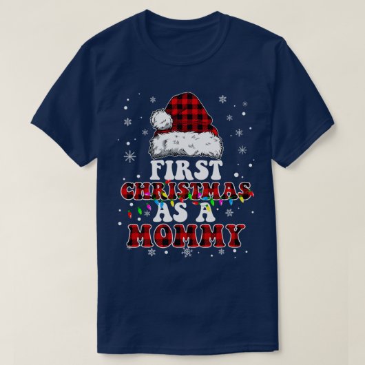 Eerste Kerstmis als een mama Santa Hat Red Plaid B T-shirt (Design voorkant)