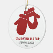 Eerste Kerstmis als een paar | Feestdagen Keramisch Ornament (Links)
