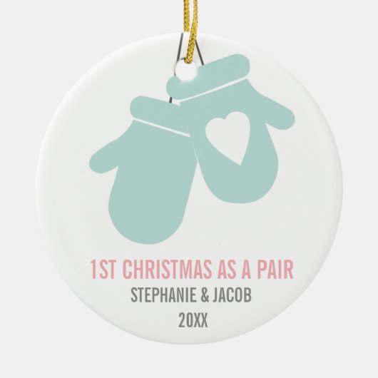 Eerste Kerstmis als een paar | Feestdagen Keramisch Ornament (Voorkant)