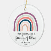 Eerste Kerstmis als familie van 3 gepersonaliseerd Keramisch Ornament (Links)