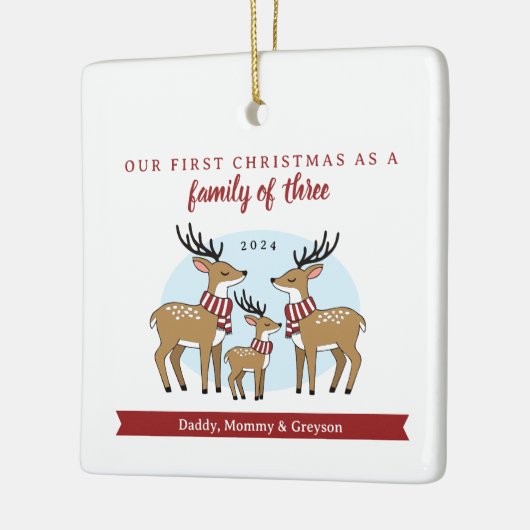 Eerste Kerstmis als familie van drie Keramisch Ornament (Links)