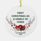 Eerste Kerstmis als familie van drie personen Keramisch Ornament (Voorkant)