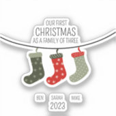 Eerste Kerstmis als familie van drie Sticker (Voorkant)
