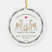 Eerste Kerstmis als familie van vier jaar geleden Keramisch Ornament (Voorkant)